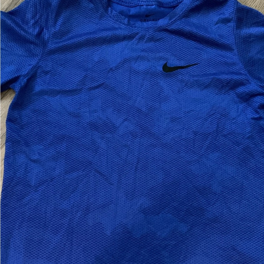 Nike Men's Short Sleeve Blue Tee